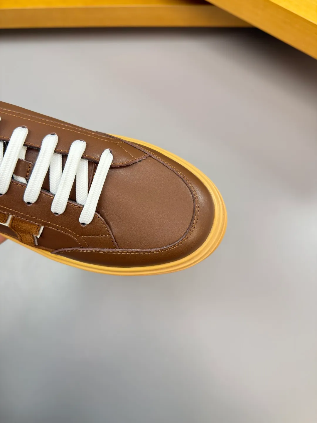 Men's men's shoes 💰440 [New style] 🏃‍♂️🏃‍♂️[Ferragamo] Ferragamo - High-end quality original order·Casual sports shoes -Upper: 🔝Nappa calfskin, suede calfskin, shoe body. Sewing brand totem, tongue air pressure brand logo -Inner: water-dyed cowhide -Outsole: ultra-light TPU foam rubber; molded outsole -Ultra-high quality control and fine workmanship: outstanding (high-end, extravagance, grade) -Size: 38-45 (46, can be customized)